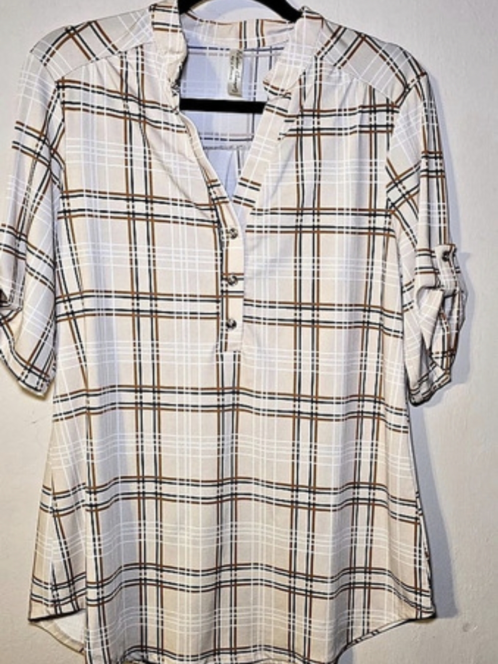 Jones New York Plaid Button Down Shirt in White & Brown Like New